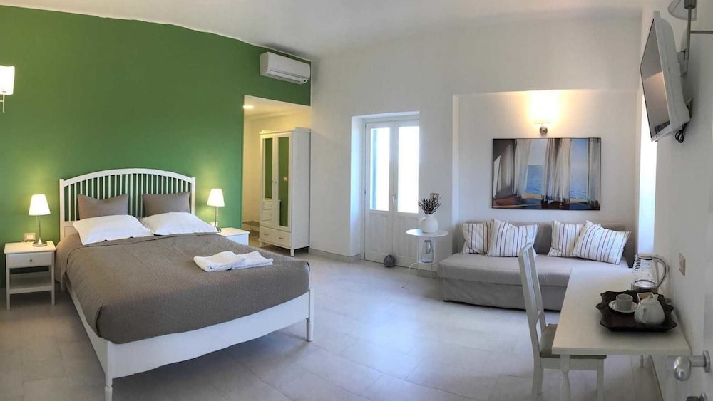 Deluxe Double Room, Balcony, Sea View