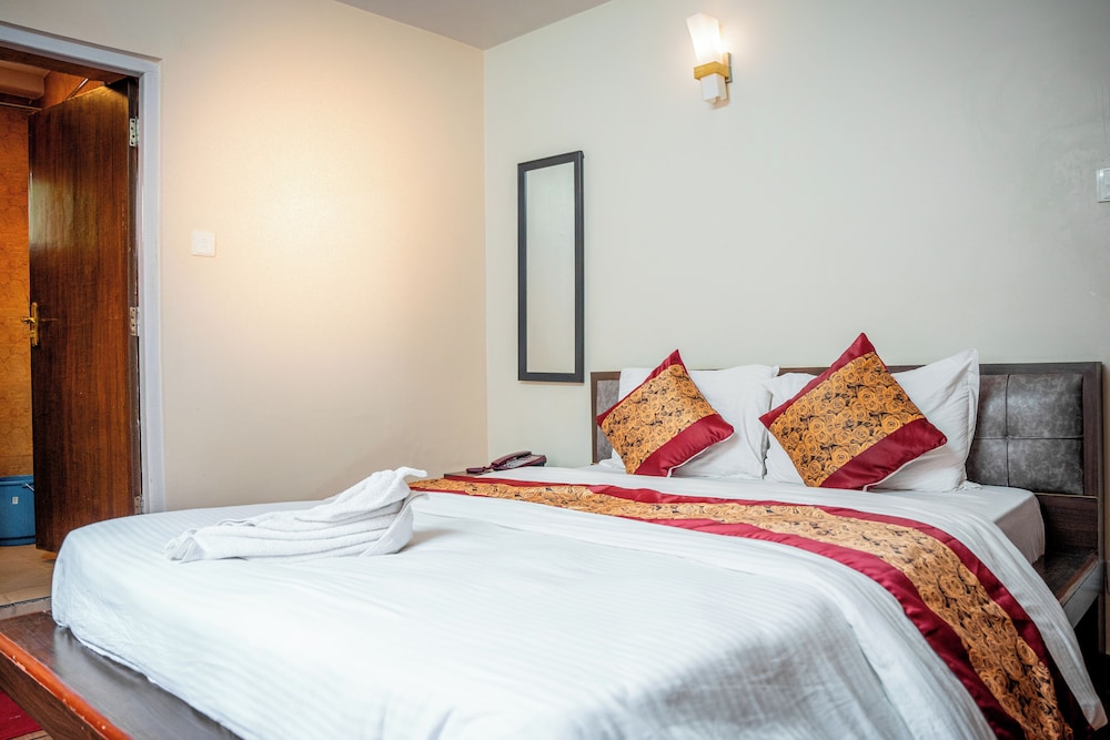 Deluxe Room - Photo 3