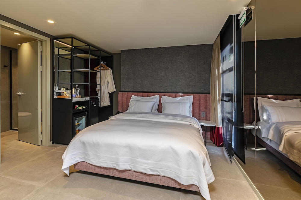 Sea View Executive Family Suite photo 2
