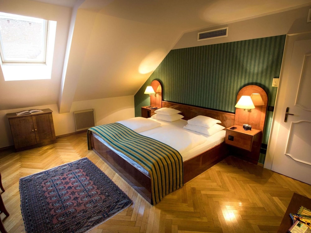 Suite, 1 Double Bed (Bidermeier) photo 3