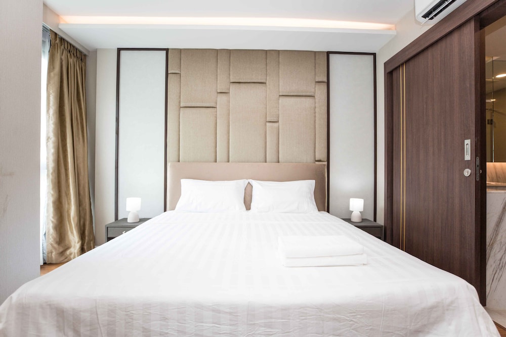 Comfort Apartment, Partial Sea View