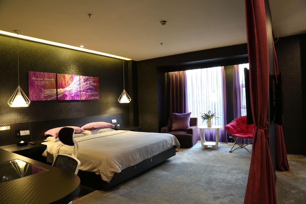 Family Suite photo 2