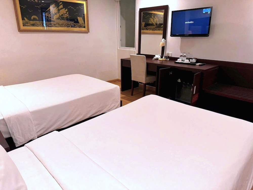 Superior Twin Room photo 2