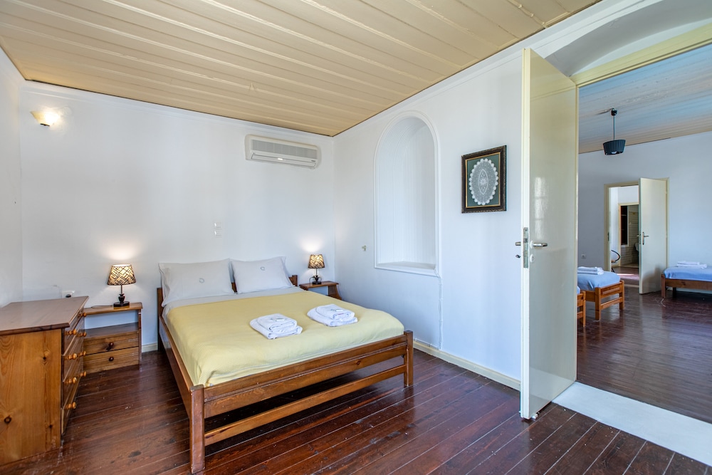 Traditional Apartment, Sea View