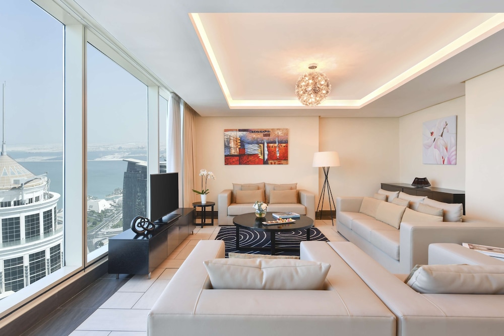 Suite (Deluxe Four Bedroom) - Photo 10