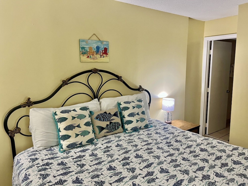 Condo, 3 Bedrooms photo 2