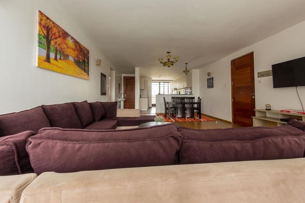 Deluxe Apartment, 3 Bedrooms photo 3