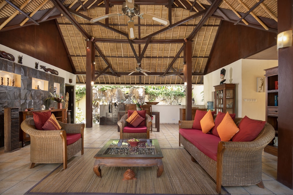 Family Villa - Photo 4
