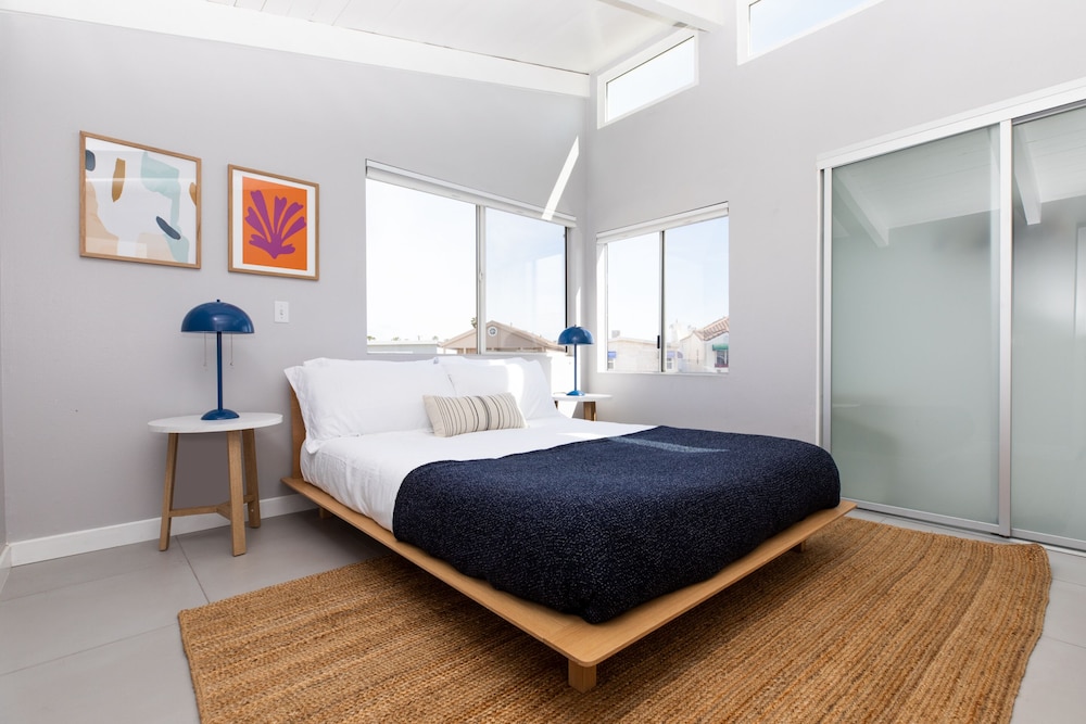House (4 Bedrooms) photo 1