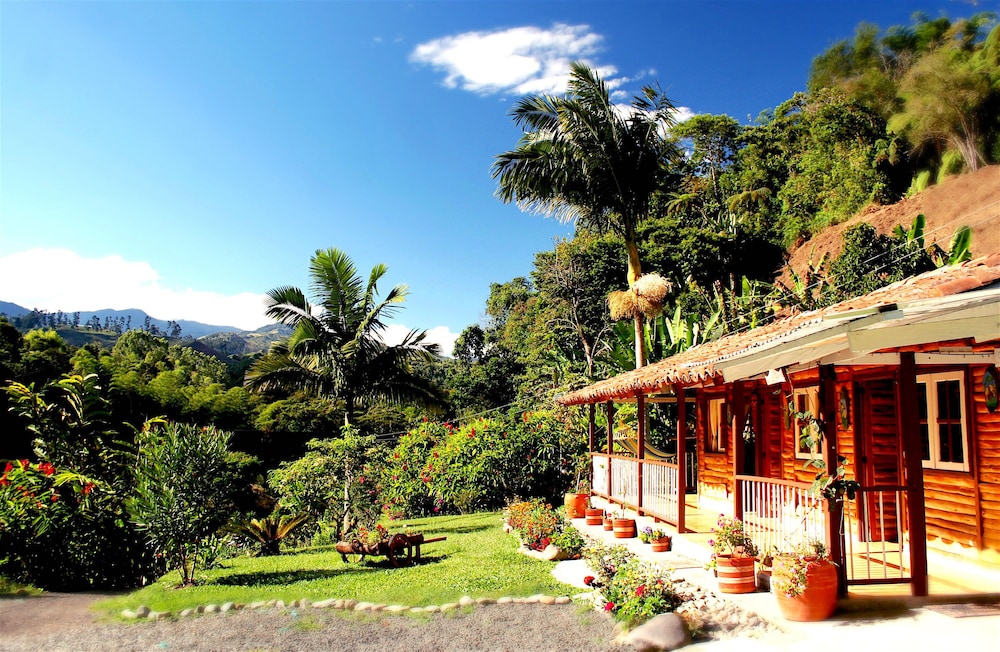 Romantic Room, 1 Queen Bed, Mountain View, Mountainside photo 2