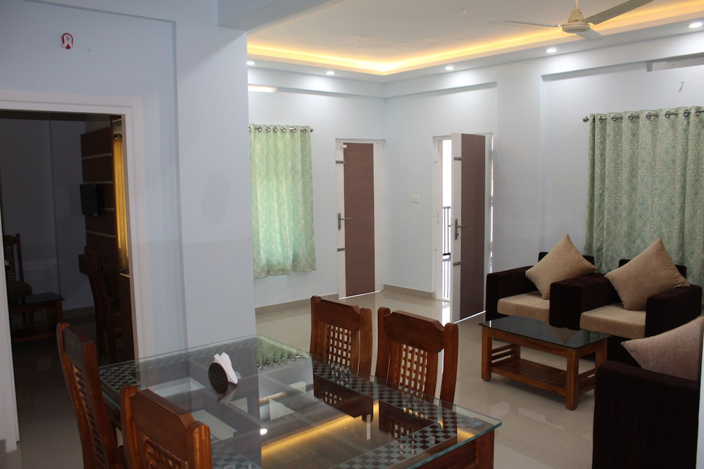 Family Apartment, 3 Bedrooms - Photo 4
