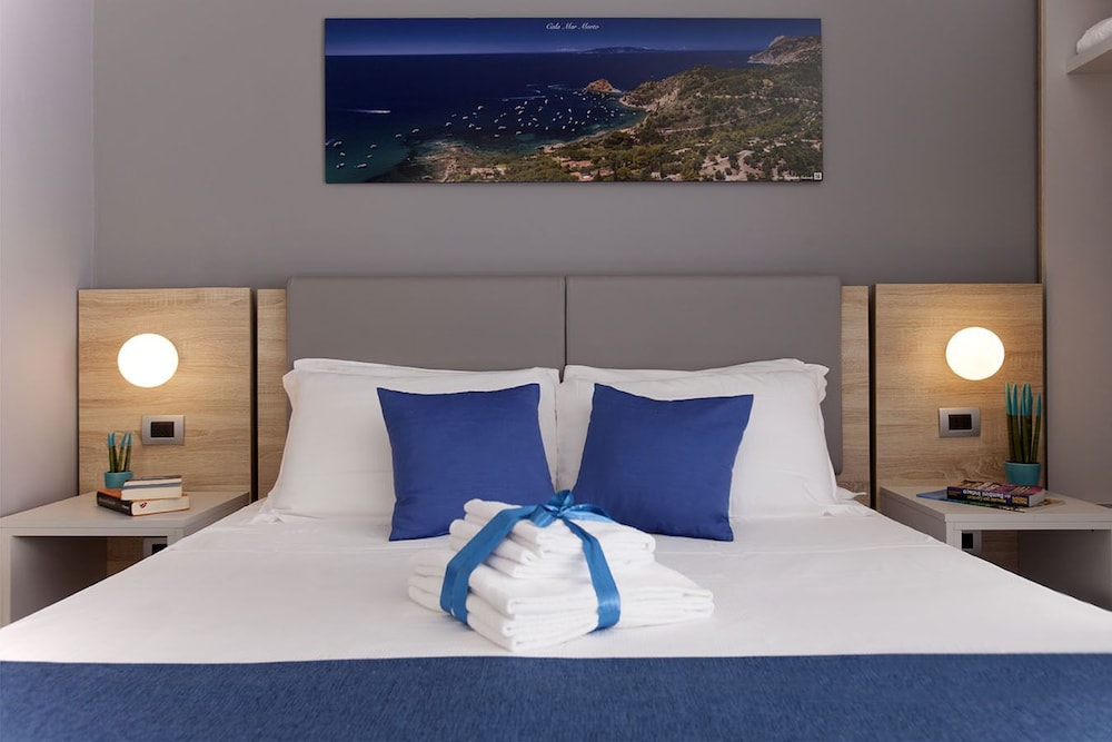 Classic Double or Twin Room photo 2