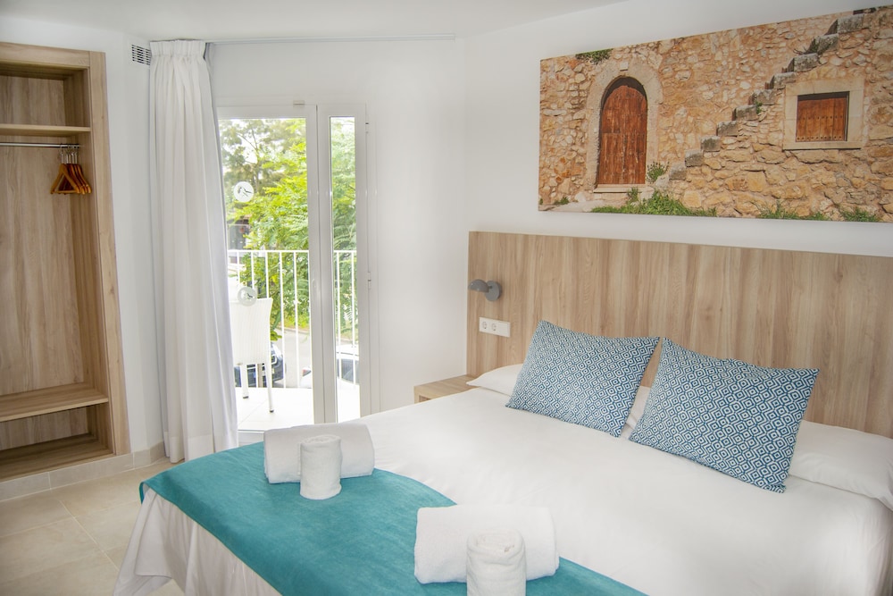 Premium Double Room, Balcony photo 2