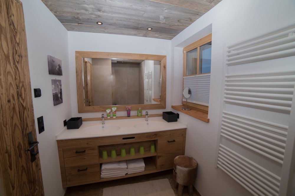 Luxury Chalet, 2 Bedrooms, Accessible (Kaethe´s Lodge) photo 2