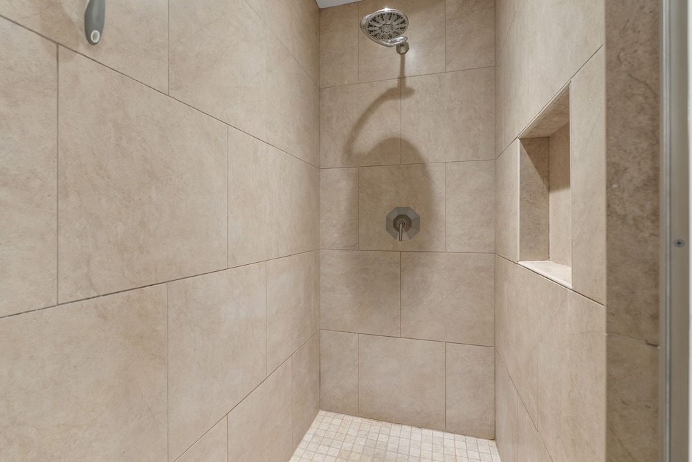 Condo, Multiple Beds, Balcony, Ocean View (Hale Kai 2) photo 3
