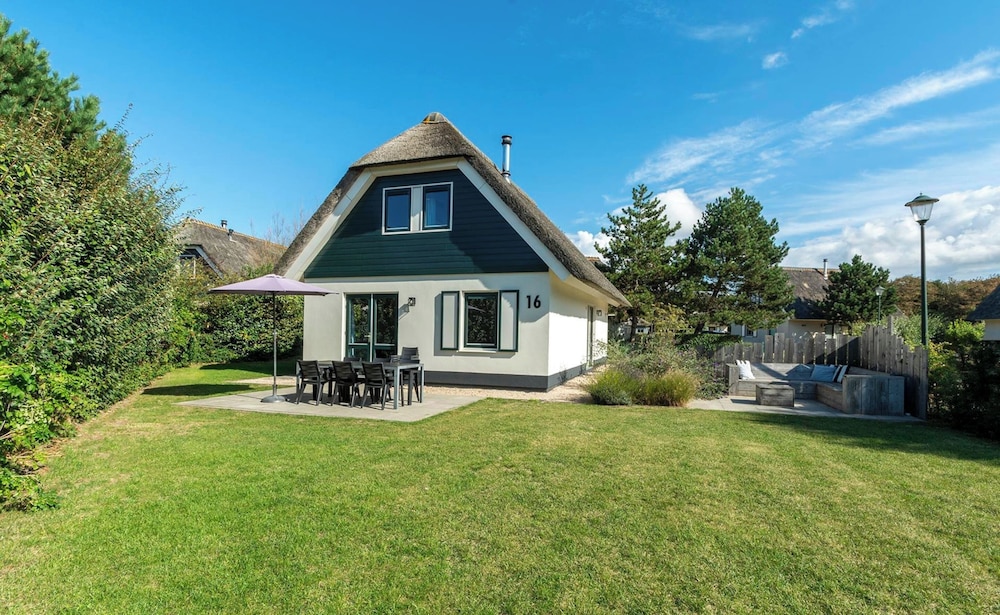 Villa photo 1