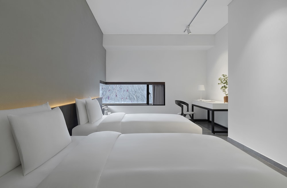 Suite, 2 Twin Beds (Commune) - Photo 1