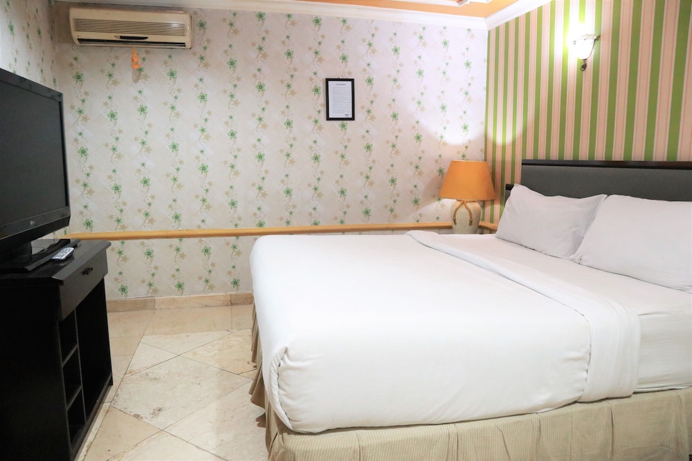 Superior Room, 1 King Bed - Photo 1