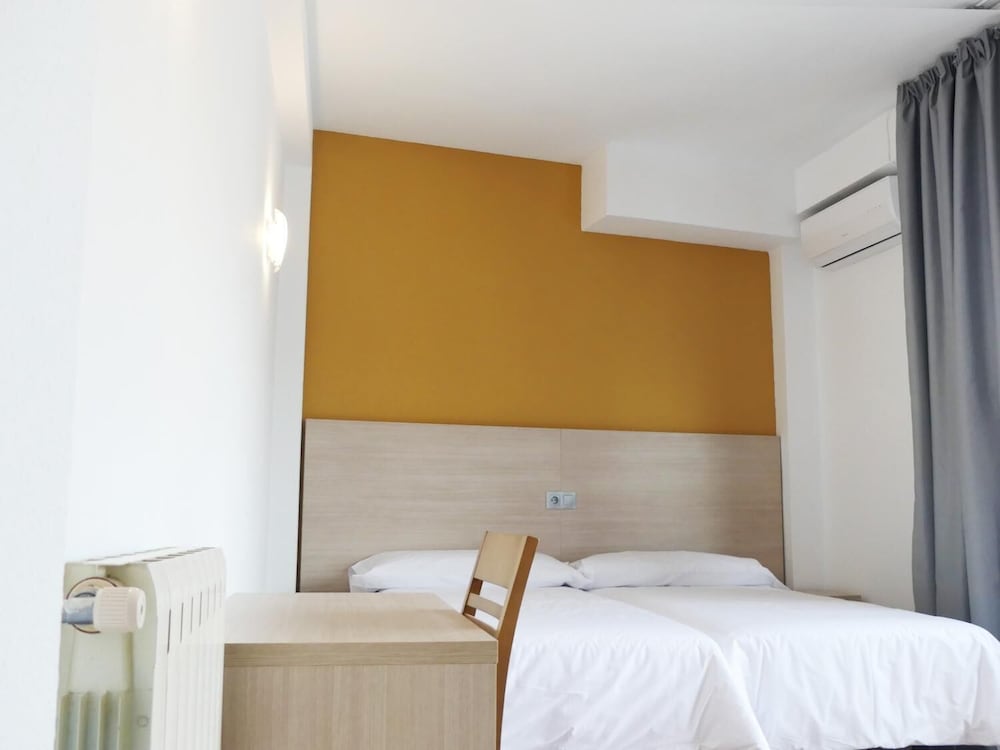 Standard Double Room photo 2