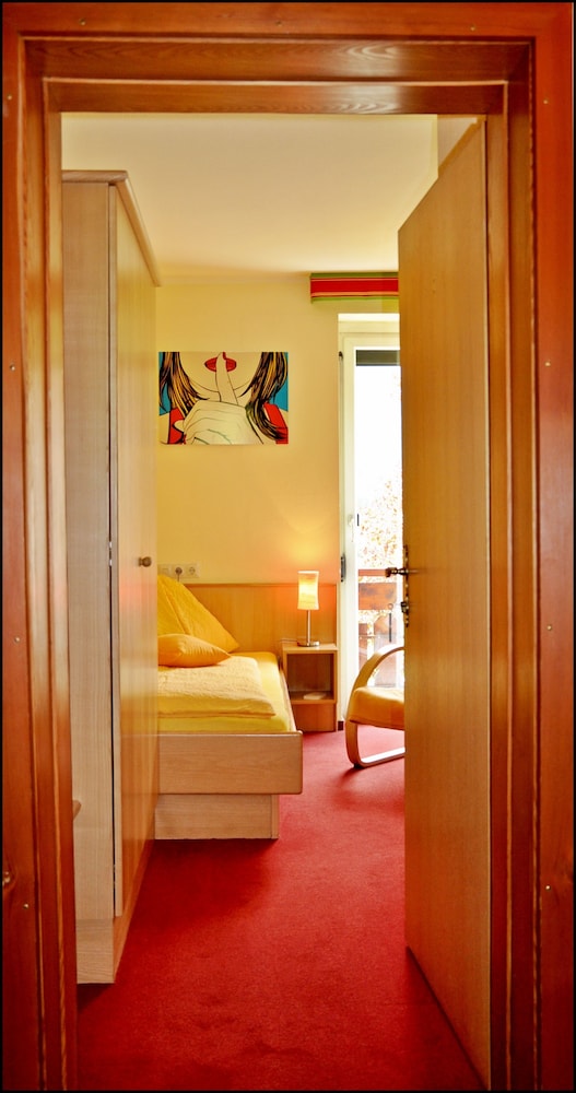 Comfort Single Room, Balcony, Mountain View photo 1
