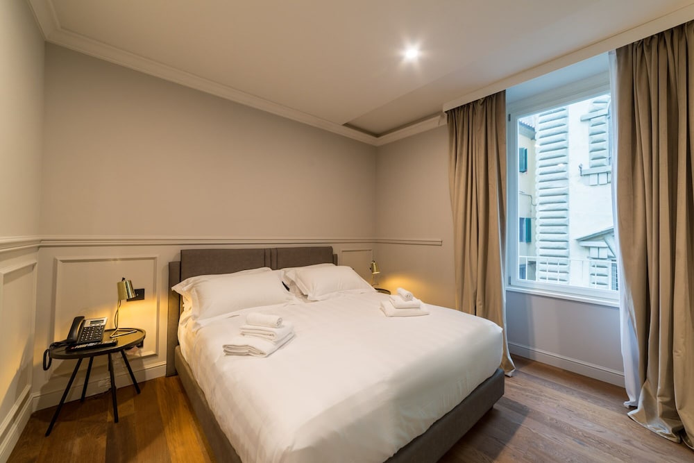 Deluxe Twin Room - Photo 9