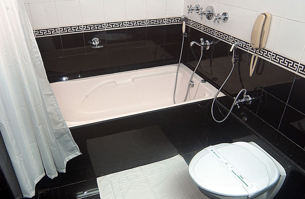 Premium Room - Photo 4