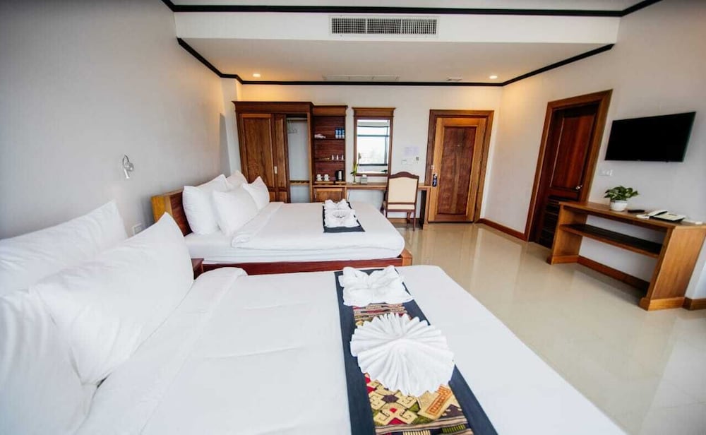 Deluxe Triple Room photo 3