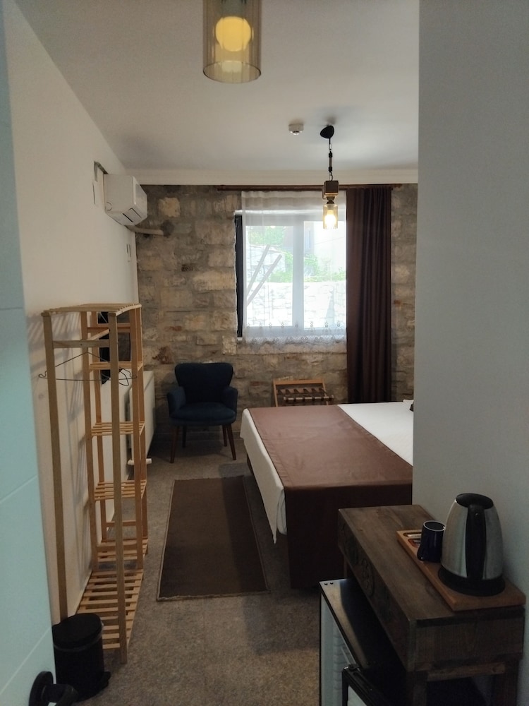 Comfort Room photo 2