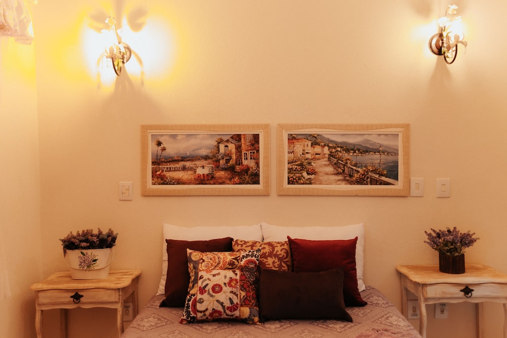 SUITE LUXO LAVANDAS photo 3