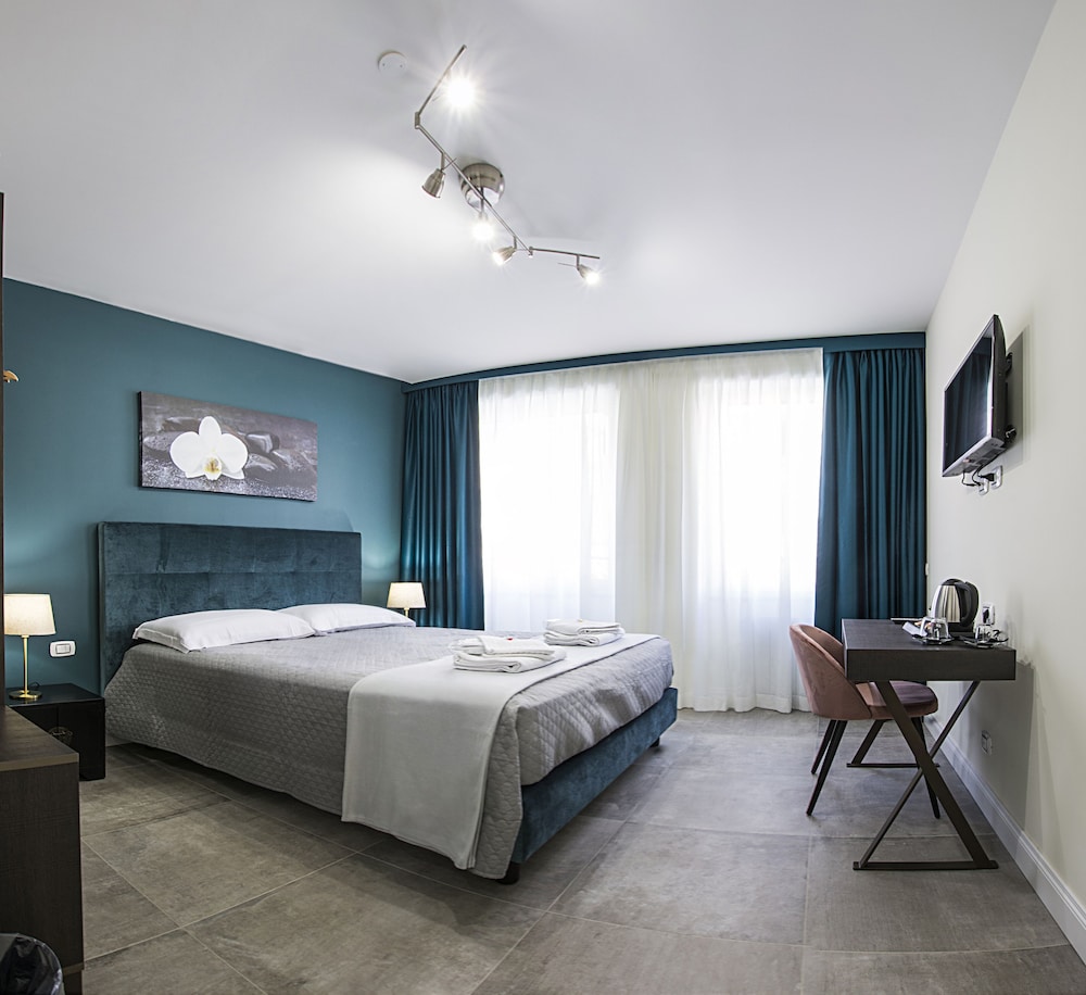 Deluxe Double Room photo 2