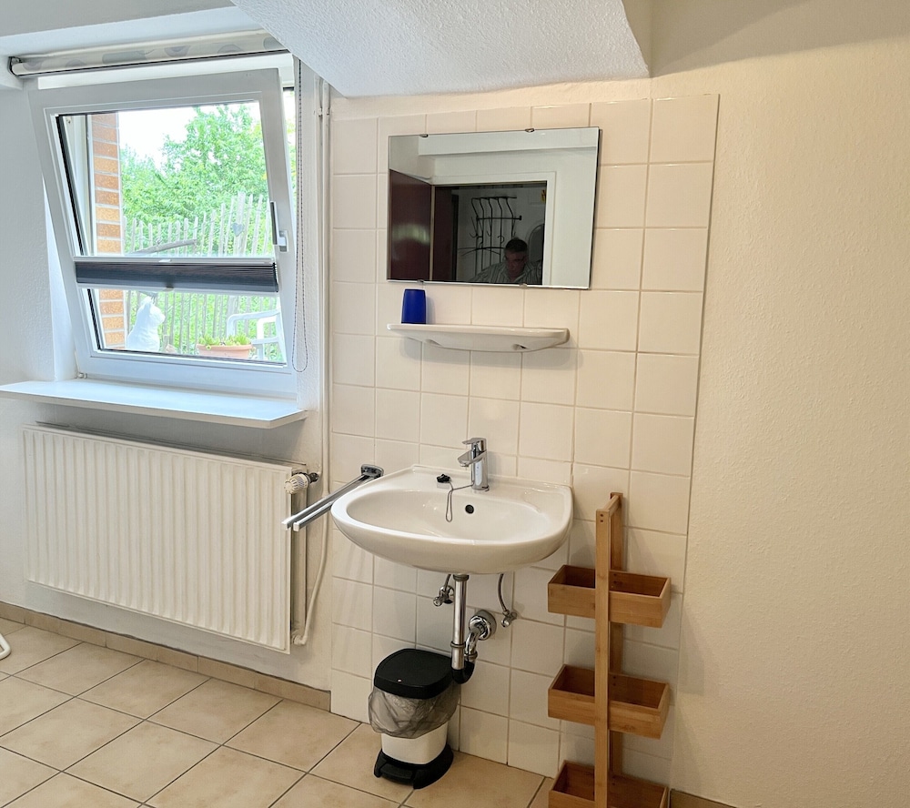Standard Room, 2 Twin Beds (Extra Floor Space Air Purifier)
