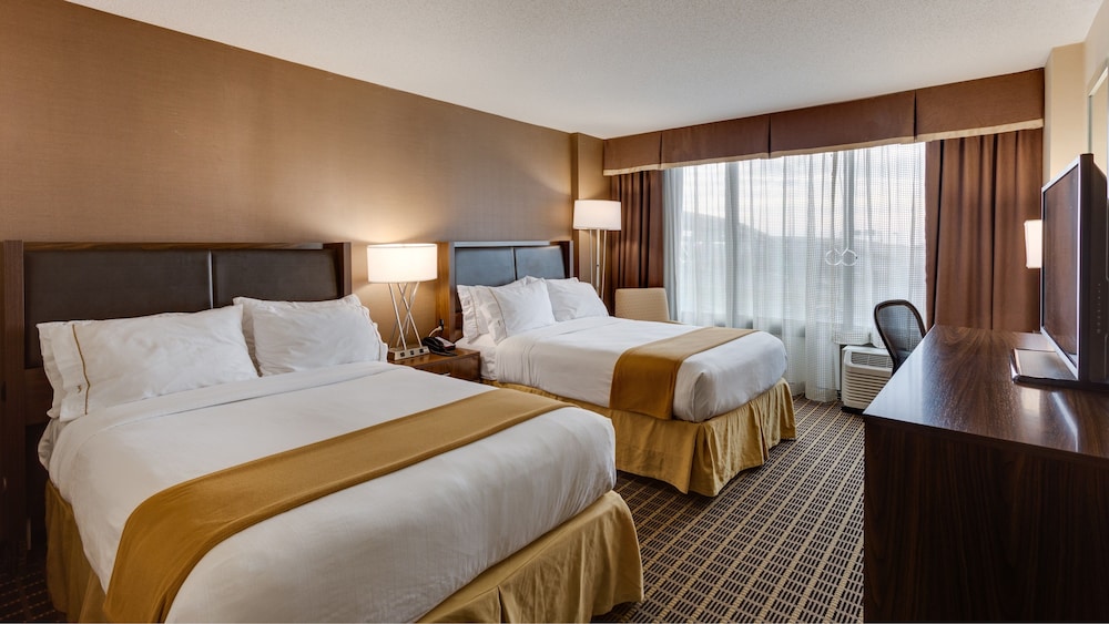Standard Room, 2 Double Beds, Accessible (Communications, Mobility, Access Tub) photo 1
