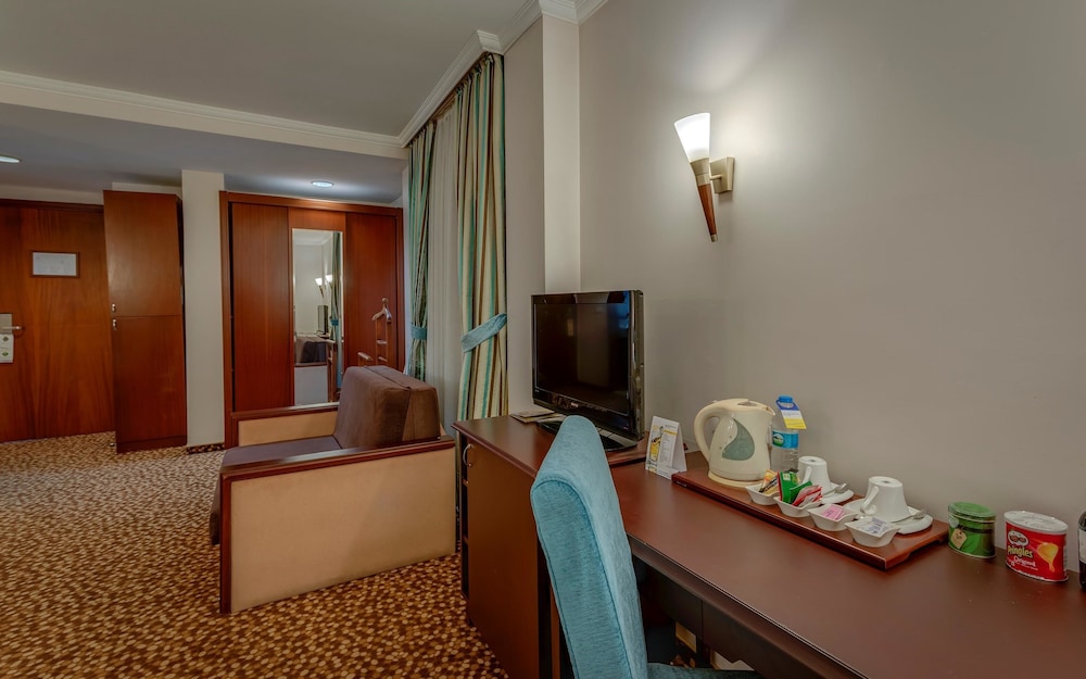 Junior Suite, 1 King Bed, Balcony, View