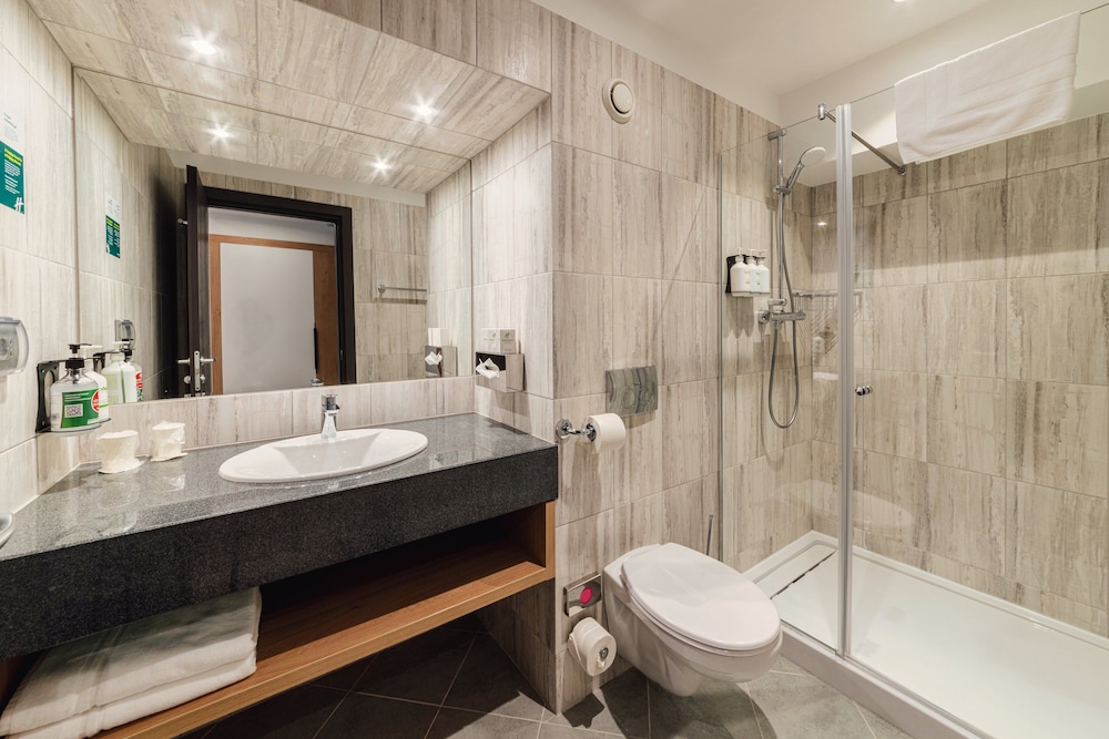 Premium Room, Multiple Beds, City View - Photo 9