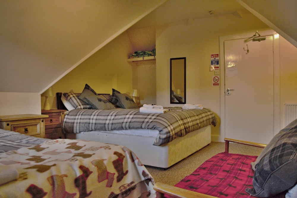 Quadruple Room, Ensuite (Attic Room) photo 3
