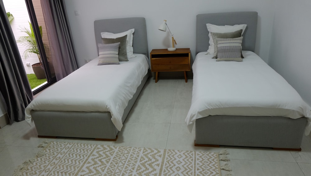 Deluxe Apartment, Multiple Beds, Non Smoking photo 2