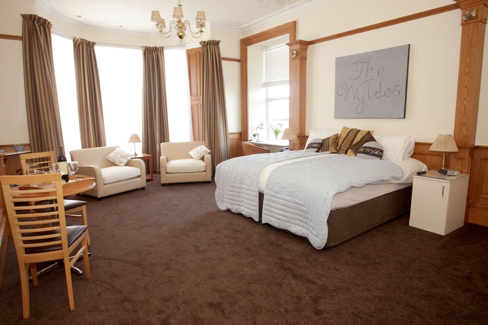 Executive Room, Multiple Beds, Non Smoking - Photo 3