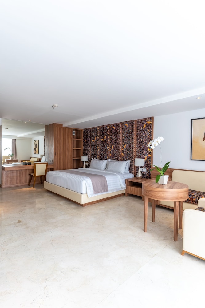Suite, Balcony - Photo 4
