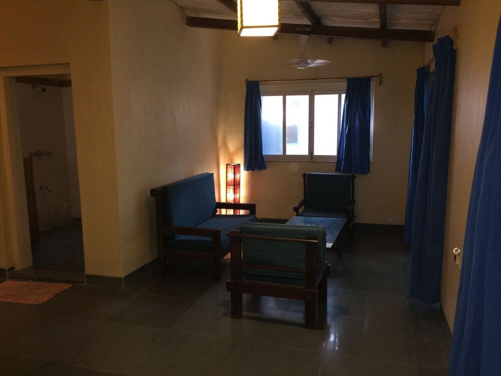 Fountain Court 1