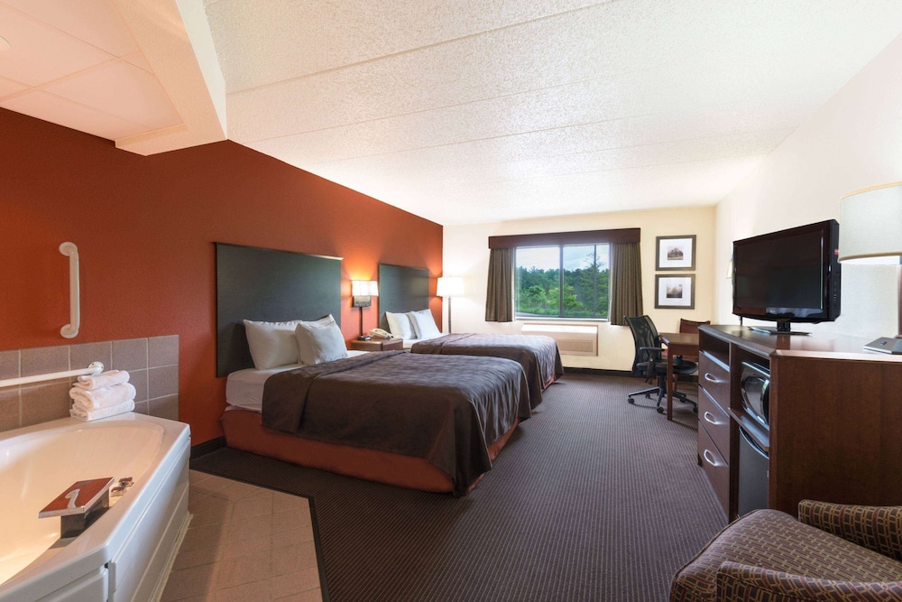 Studio Suite, 2 Queen Beds, Non Smoking photo 1