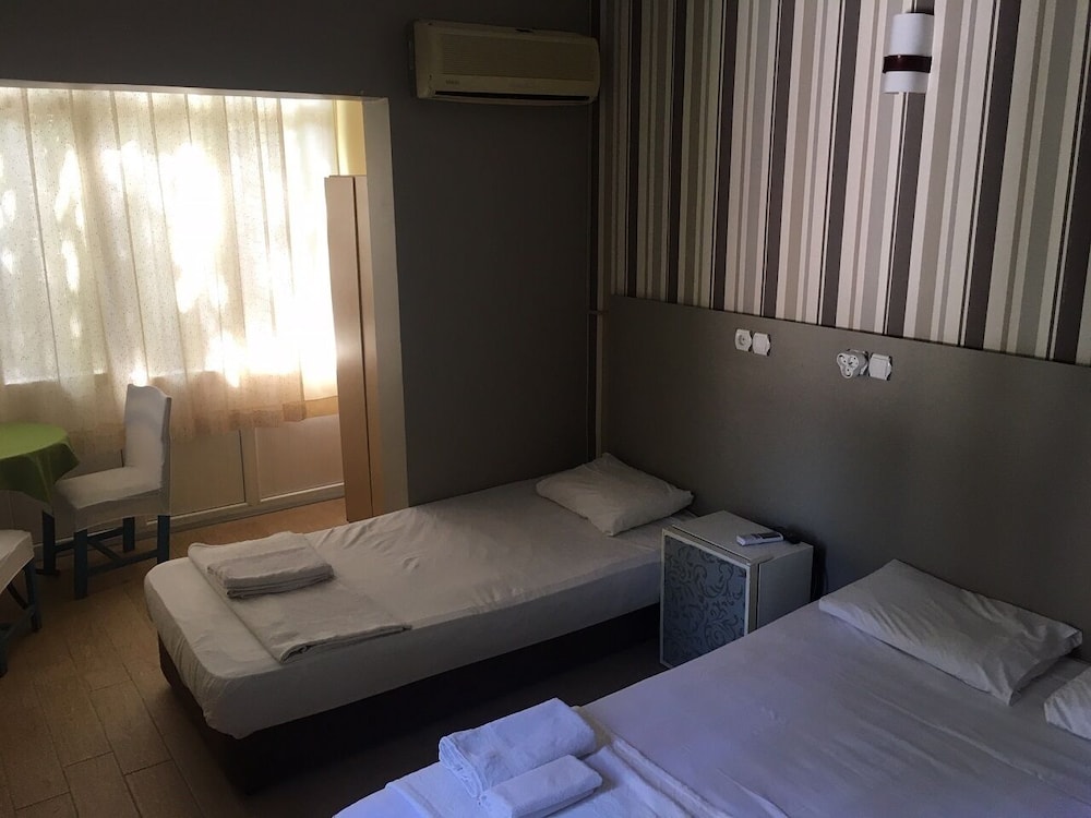 Triple Room, Garden View photo 1
