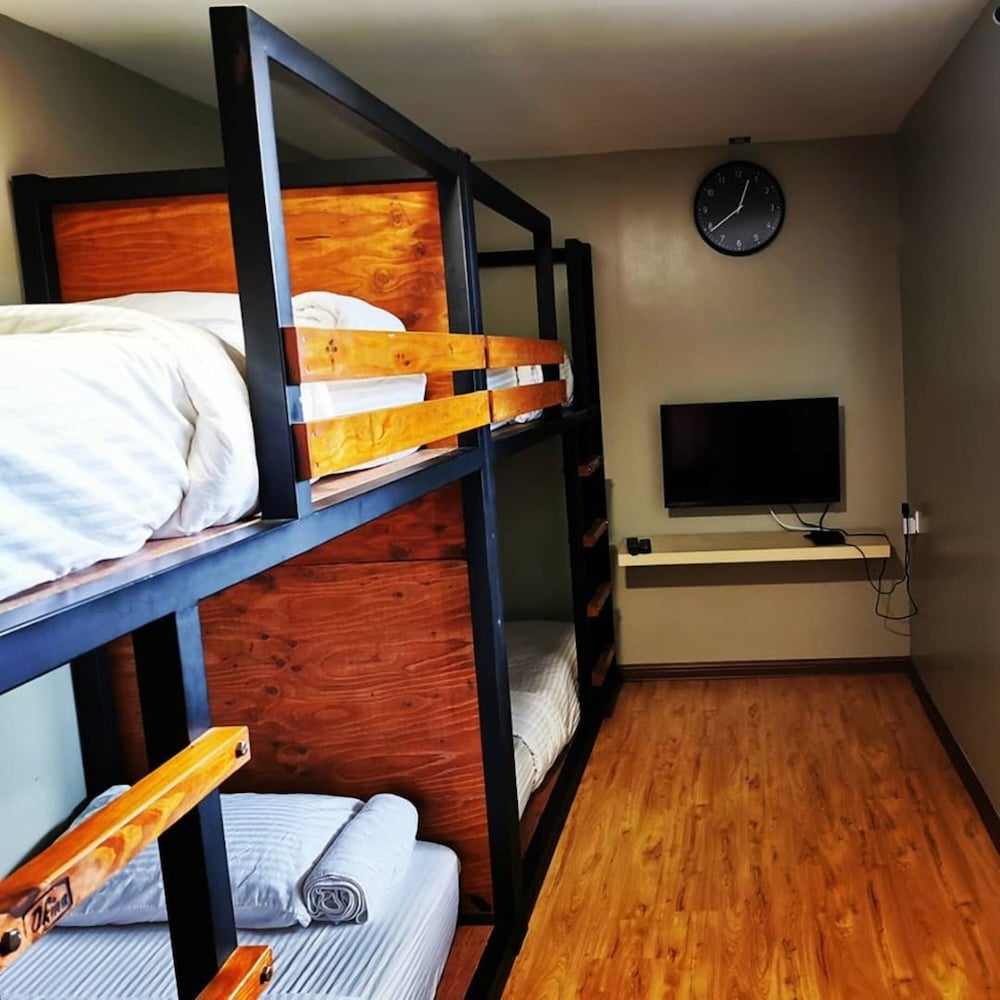 Quadruple Room - Photo 10