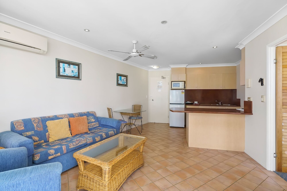 1 Bedroom Budget Ocean View Apartment