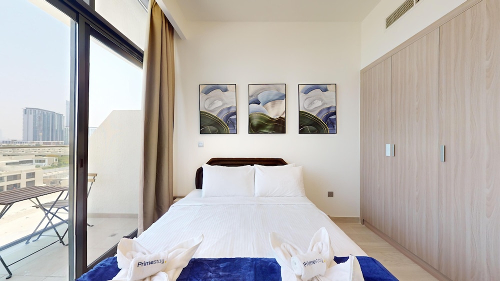 Apartment, 1 Bedroom, Pool Access photo 2
