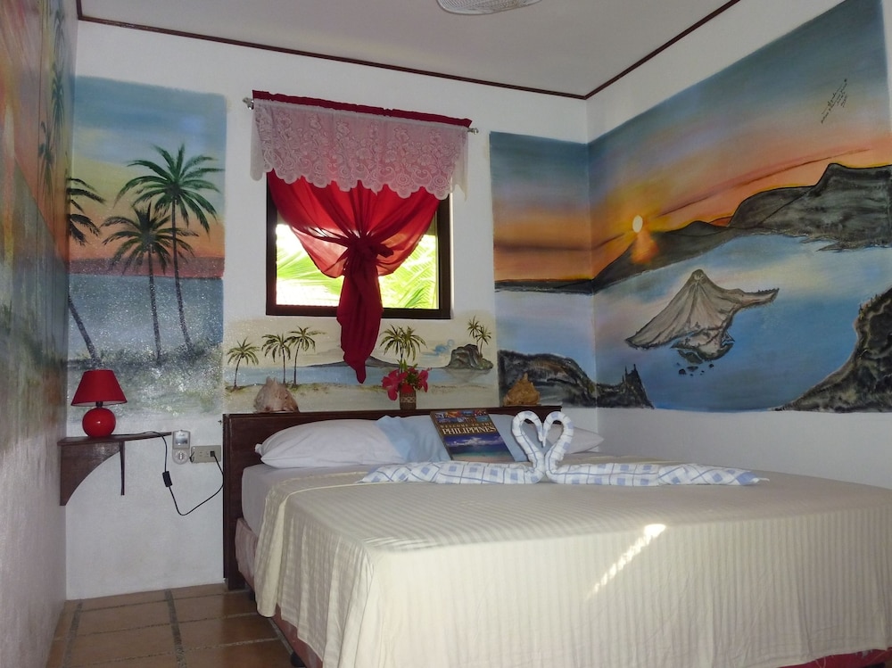 Economy Bungalow, 1 Queen Bed photo 1