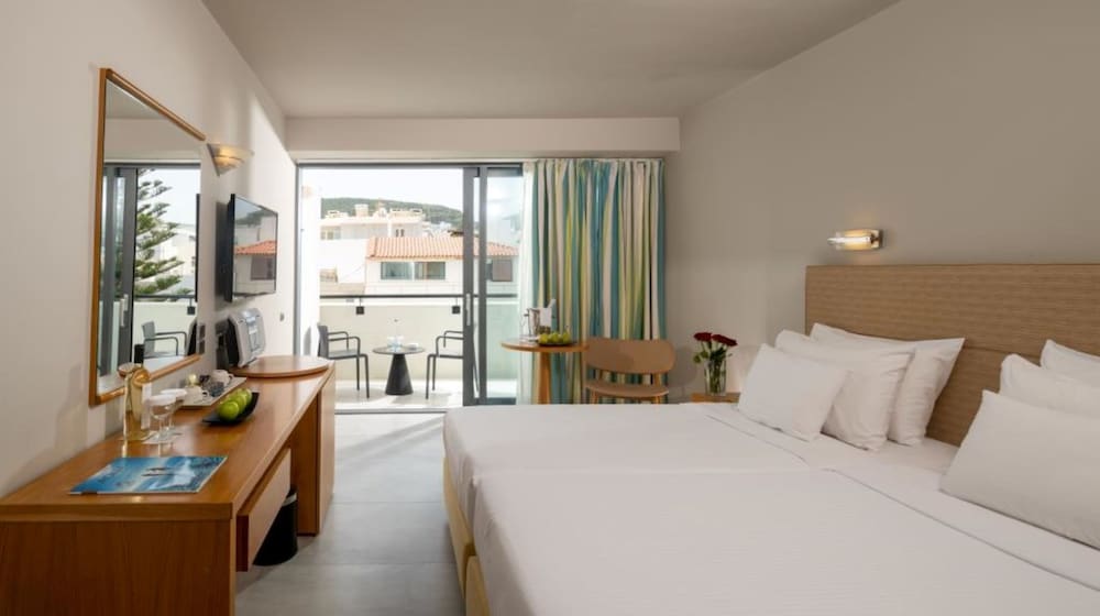 Classic Single Room (Urban View)