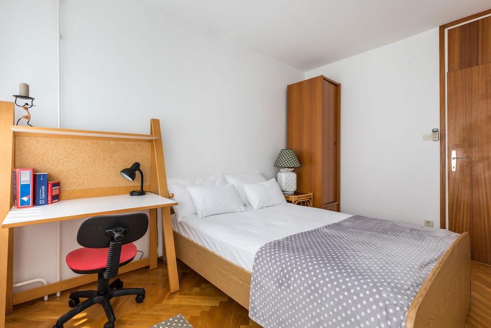 City Apartment, City View