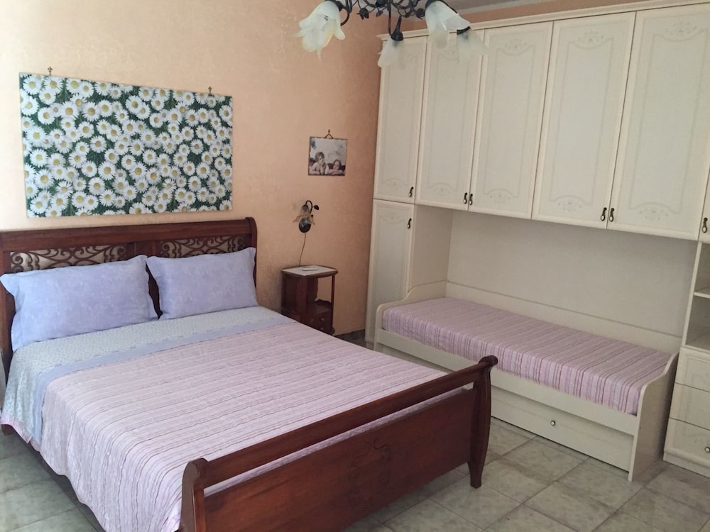 Triple Room, 1 Bedroom