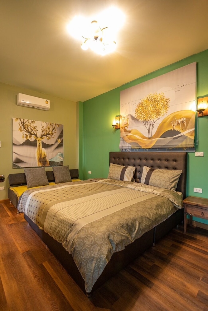 Deluxe Villa
