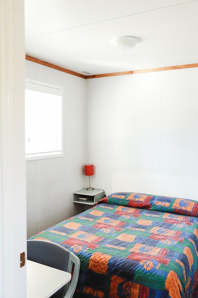 Deluxe Cabin, 2 Bedrooms, Patio, River View